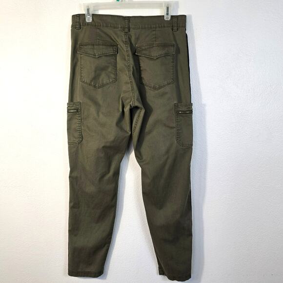 Athleta Summit Cargo Pant Women's 6 Army Green Side Stripe Athleisure Hiking - Picture 2 of 10
